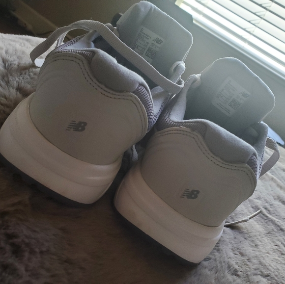 New Balance 813 - Picture 2 of 6